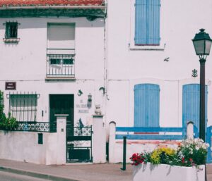 7 idées aménager votre jardin devant la maison