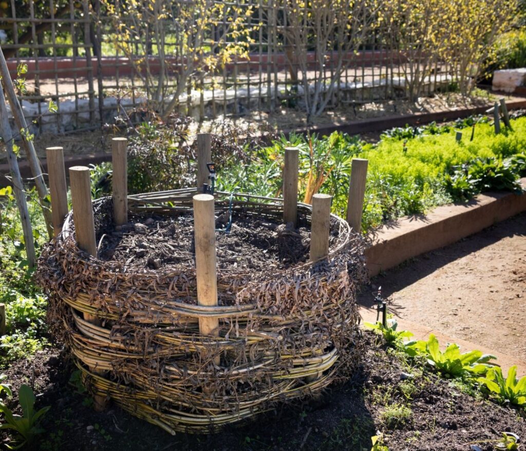 Cultivez la sérénité au cœur de votre jardin 4 Engrais naturels le potager : le guide complet